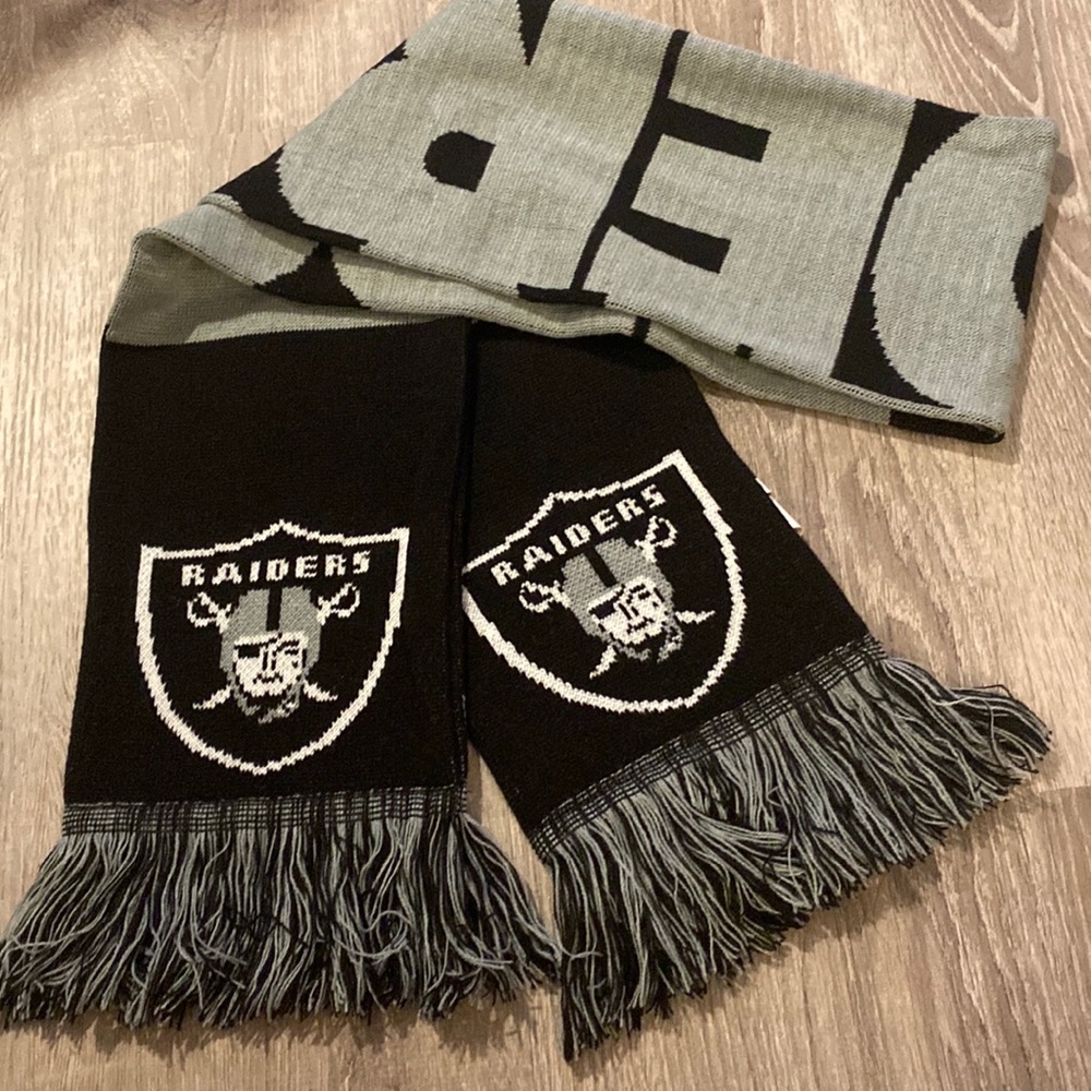 Raiders Scarf